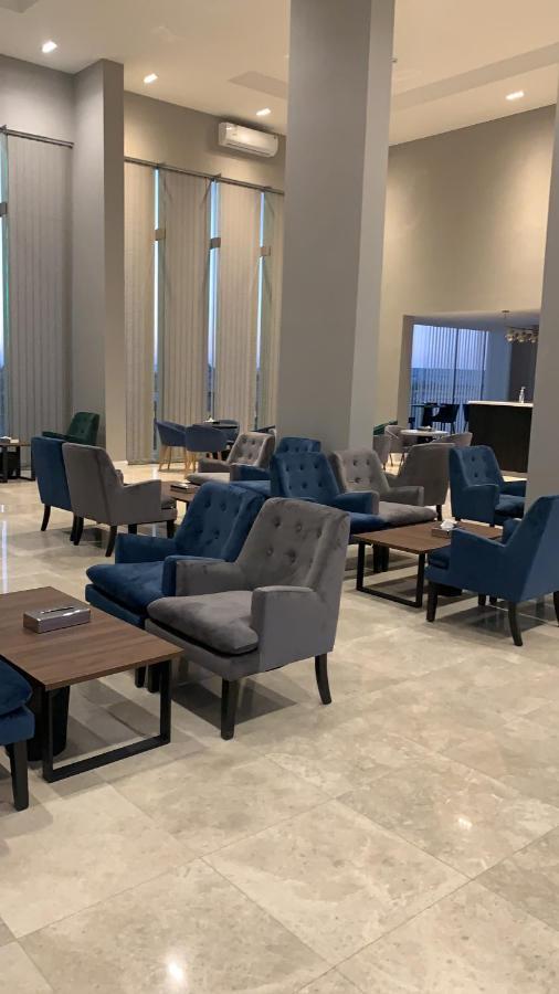 قولدن سكوير طريق الرياض Golden Square Riyadh Road Khamis Mushait Luaran gambar