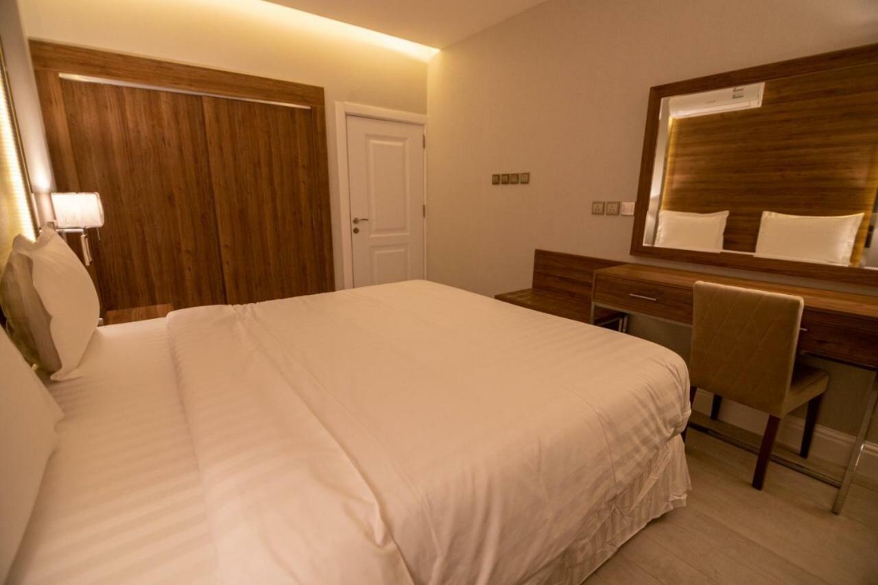 قولدن سكوير طريق الرياض Golden Square Riyadh Road Khamis Mushait Luaran gambar